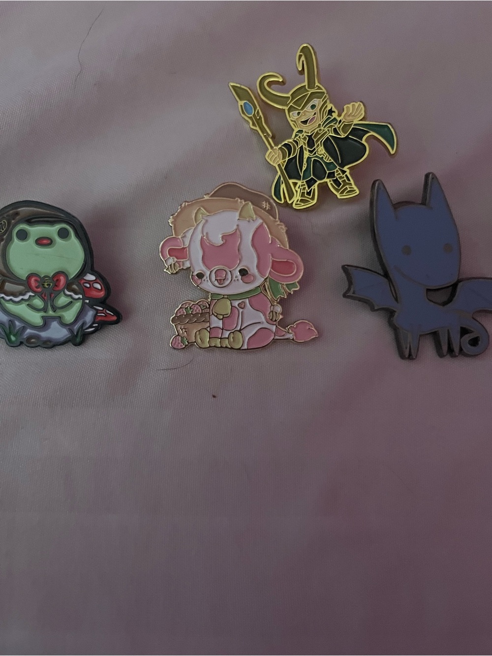 Pin collection - Picture 3 of 7